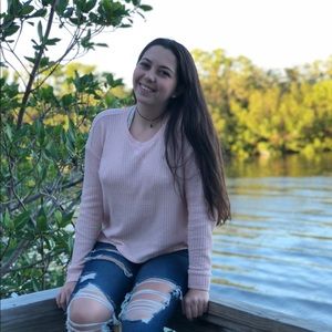 Meet your Posher, Julia